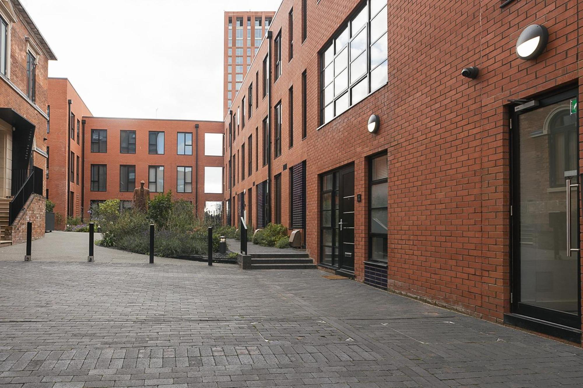 Apartment Luxury Apt, Centre, Contractors, Relocations Birmingham