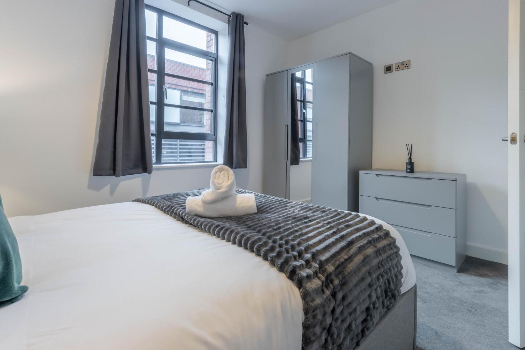 Luxury Apt, Centre, Contractors, Relocations * Birmingham
