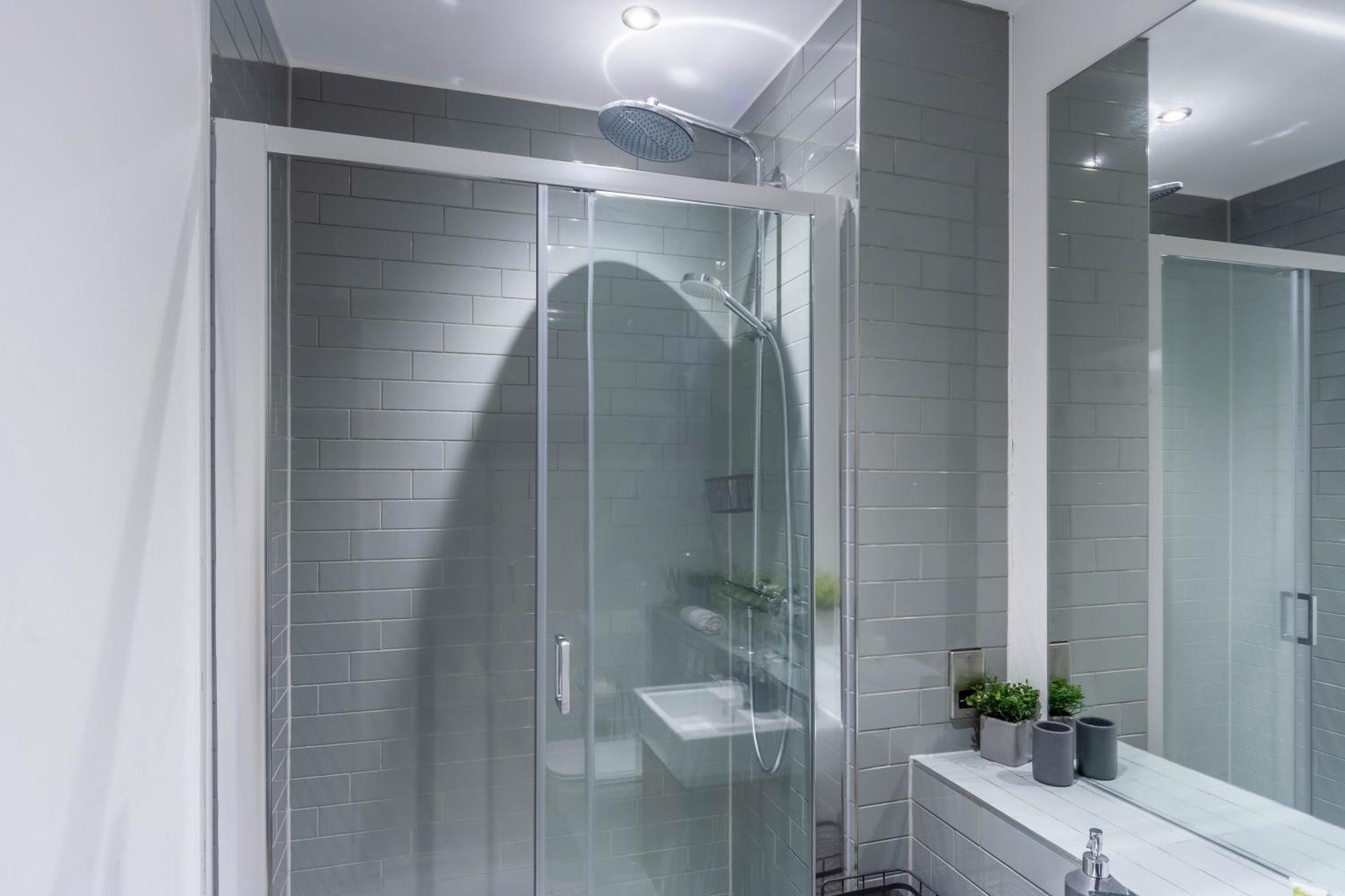 Apartamento Luxury Apt, Centre, Contractors, Relocations Birmingam